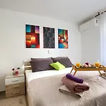Kety Quarto em Acomodações Particulares